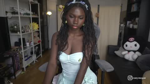 Snapshot of conymegan chatting on 02.12.26 Carola independent model online show from 02.12.26