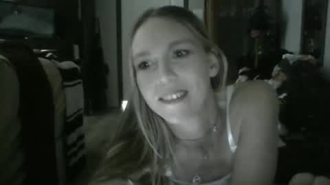 Snapshot of cookie_j22 chatting on 12.03.24 Jaiscookie cum play with me online show from 12.03.24