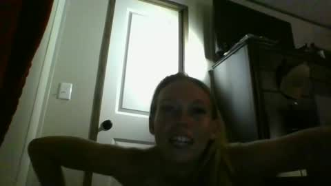 Snapshot of cookie_j22 chatting on 09.22.25 Jaiscookie cum play with me online show from 09.22.25