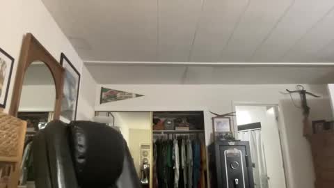 cookoosnest online show from 10.04.25