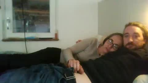 Couple22 online show from 01.19.25