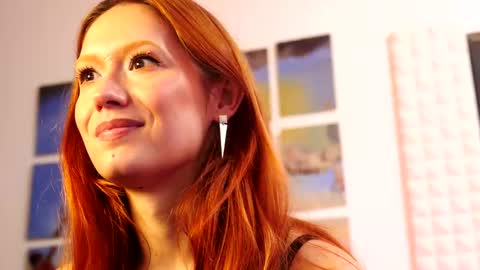 Ginger The Cringer online show from 09.23.25