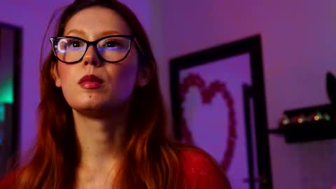 Ginger The Cringer online show from 10.09.25