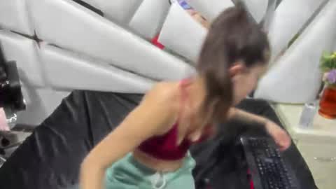 CooperEmma  online show from 01.08.25