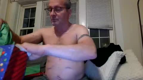 Snapshot of copacetic999 chatting on 12.14.25 copacetic999 online show from 12.14.25