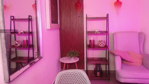 Coral online show from 11.22.25