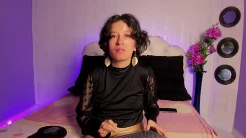 Snapshot of coralandocean chatting on 12.05.25 Coral and Ocean online show from 12.05.25