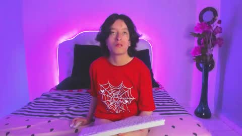 Snapshot of coralandocean chatting on 01.08.26 Coral and Ocean online show from 01.08.26