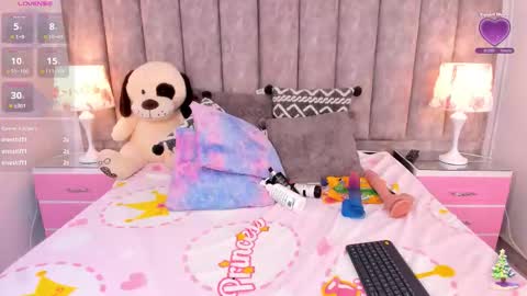 Snapshot of coralharmon chatting on 11.28.25 coralharmon online show from 11.28.25