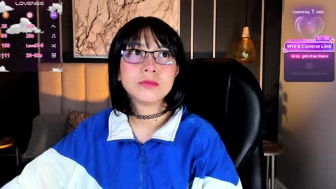 Snapshot of coralinericce_ chatting on 12.02.24 Coral Stefani online show from 12.02.24