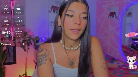 Snapshot of coralrigan chatting on 11.19.25 Coral online show from 11.19.25