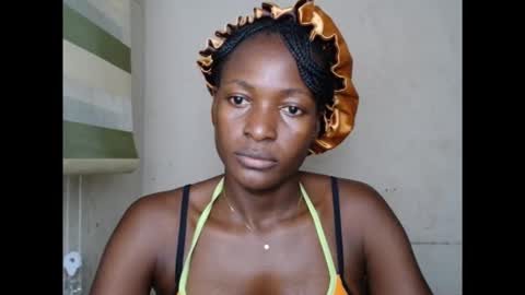 Snapshot of cornxslut chatting on 09.20.25 cornxslut online show from 09.20.25