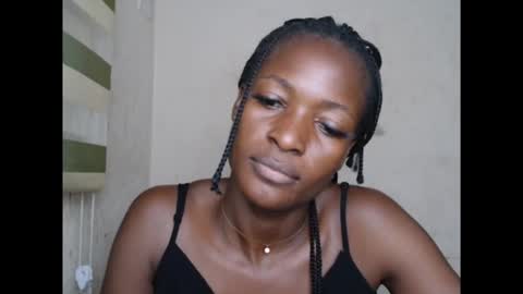 Snapshot of cornxslut chatting on 09.22.25 cornxslut online show from 09.22.25