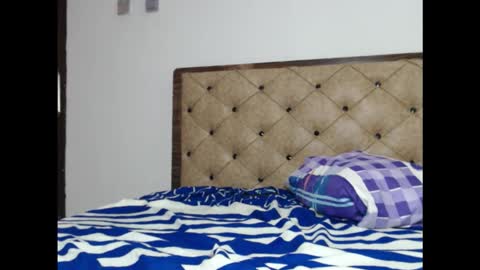 Snapshot of cornxslut chatting on 11.30.25 cornxslut online show from 11.30.25