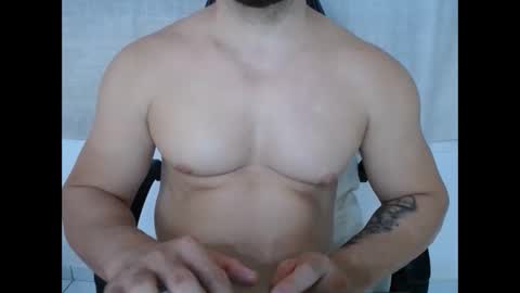 Snapshot of corolaxxl chatting on 12.02.25 corolaxxl online show from 12.02.25