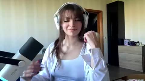 corrienavanjo online show from 07.17.26