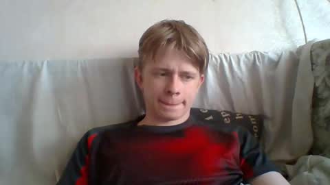 Snapshot of cosm2312 chatting on 06.09.26 Andrew online show from 06.09.26
