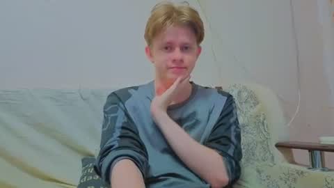 Snapshot of cosm2312 chatting on 06.30.26 Andrew online show from 06.30.26
