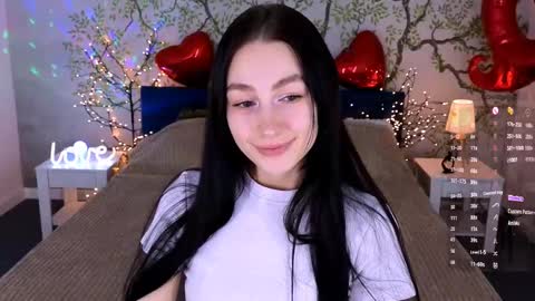 Snapshot of cosmicfaye chatting on 02.18.25 cosmicfaye online show from 02.18.25