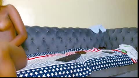 Snapshot of cottoncandi01 chatting on 11.20.25 tina online show from 11.20.25