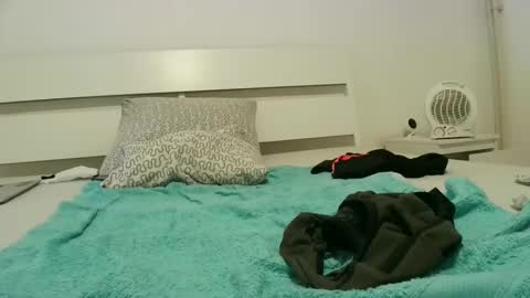 coucou14kl online show from 04.11.26