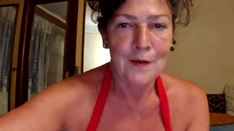 Snapshot of cougarcofee chatting on 07.17.26 cougarcofee online show from 07.17.26