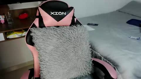 Emma steffano fraggacci online show from 11.17.25