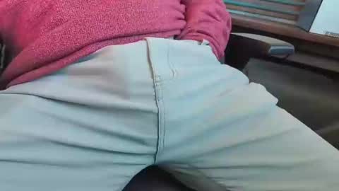 Snapshot of countryboy_10 chatting on 12.12.24 CountryBoy 10 online show from 12.12.24