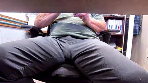 Snapshot of countryboy_10 chatting on 10.08.25 CountryBoy 10 online show from 10.08.25