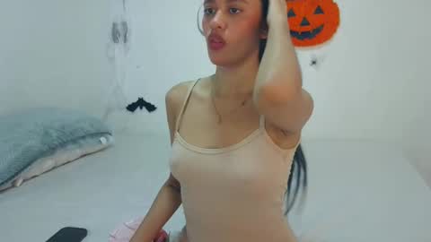 Snapshot of couple777sexy chatting on 10.16.25 Andri online show from 10.16.25
