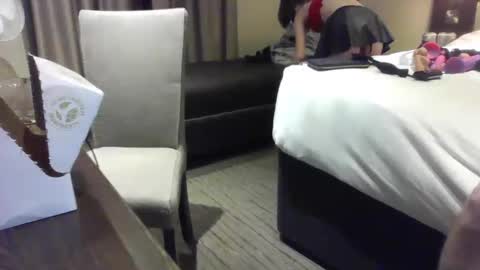 couple909090 online show from 01.31.26