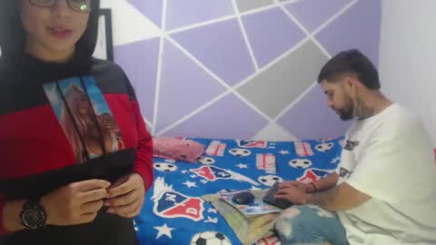 Snapshot of couple_hot069 chatting on 02.09.26 couple_hot069 online show from 02.09.26