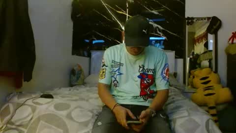 couple_hot77 online show from 10.19.25