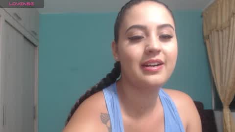  ALEJANDRO Y EMILY  online show from 01.18.26