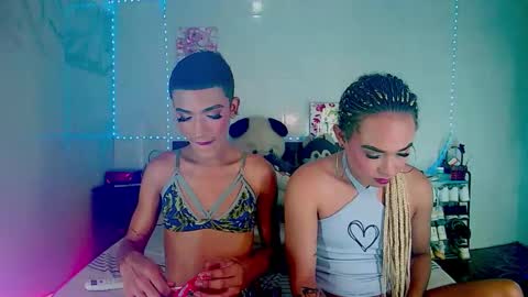 Snapshot of couple_sweet1016 chatting on 10.23.25 ALEXA KIM online show from 10.23.25