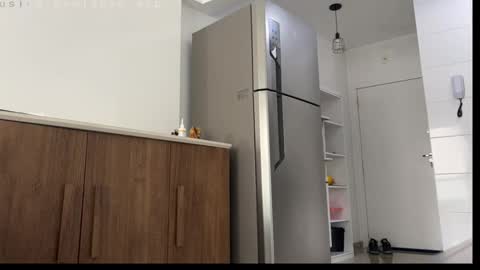 Snapshot of couplemuscle40 chatting on 10.31.25 couplemuscle40 online show from 10.31.25