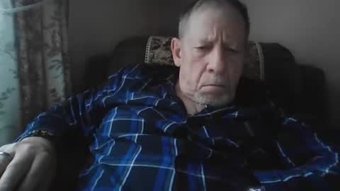 courieral1 online show from 12.18.25