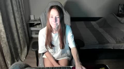 Snapshot of courtney_luv chatting on 02.01.25 Im Courtney Nice to meet youFollow meInstagram courtneyluv778 online show from 02.01.25