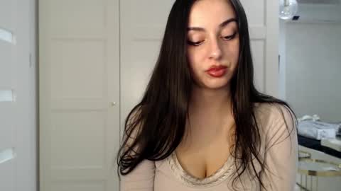 Courtney online show from 12.16.25