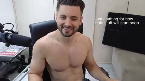 Snapshot of cowboylean chatting on 09.18.25 cbl online show from 09.18.25