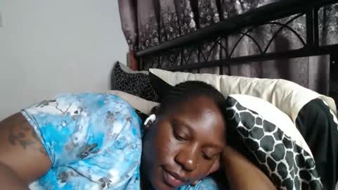 Erykah online show from 11.13.25