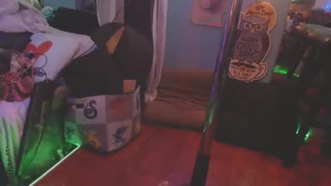 Snapshot of cpl4morethan1 chatting on 10.15.25 cpl4morethan1 online show from 10.15.25