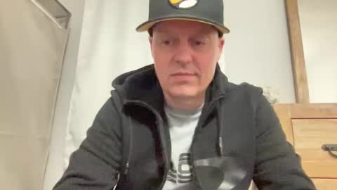 Snapshot of cqeason chatting on 03.04.26 crashout360 online show from 03.04.26