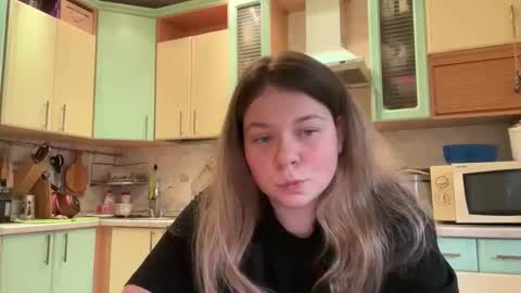 Elise online show from 10.22.25