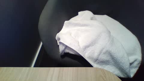 Snapshot of crave_me_ chatting on 11.26.25 crave_me_ online show from 11.26.25