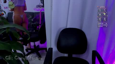 Snapshot of crazy01fantasy chatting on 12.27.24 Laura online show from 12.27.24