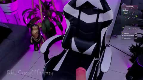 Snapshot of crazy01fantasy chatting on 02.21.25 Laura online show from 02.21.25