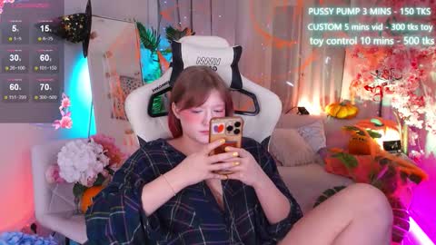 Snapshot of crazy__wine chatting on 11.01.25 Sonya online show from 11.01.25