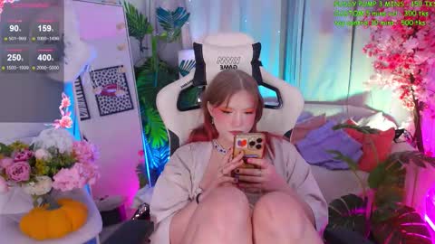 Snapshot of crazy__wine chatting on 11.18.25 Sonya online show from 11.18.25