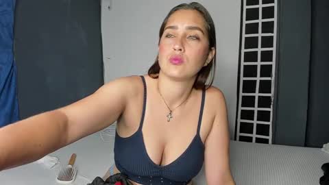 crazy_acouple_donpillo online show from 02.23.25